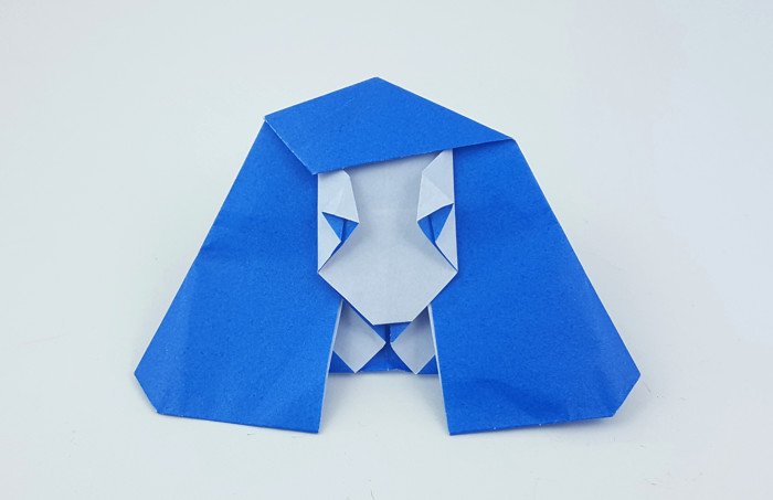 Origami Manga girl by Gilad Aharoni. Folded from a square of origami paper by Gilad Aharoni on giladorigami.com