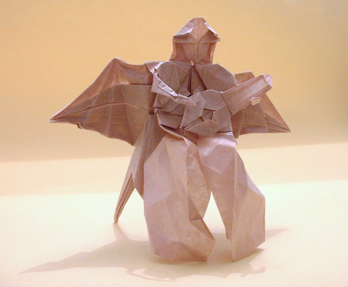 Origami Angel playing the lute by Fumiaki Kawahata. Folded from a square of thin wrapping paper by Gilad Aharoni on giladorigami.com