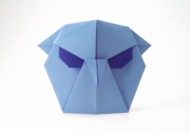Origami Angry bird by Wayne Brown. Folded from a square of Jong Ie Nara duo origami paper by Gilad Aharoni on giladorigami.com