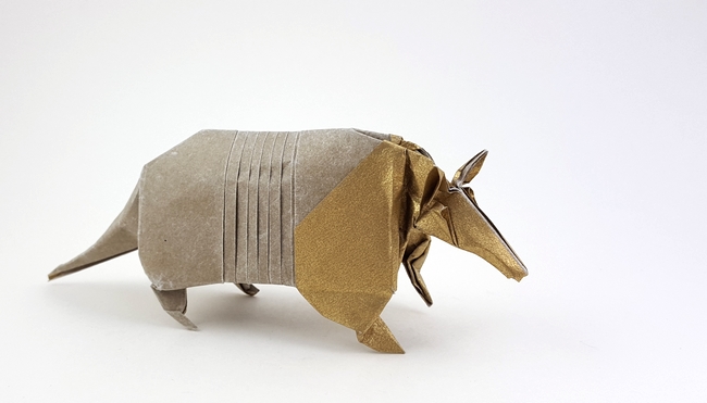 Origami Armadillo by Edwin Claudio Flores Quispe. Folded by Gilad Aharoni on giladorigami.com