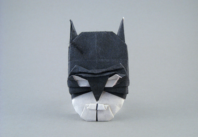 Origami Batman by Jhou Sian-Zong. Folded from a square of duo Unryu by Gilad Aharoni on giladorigami.com