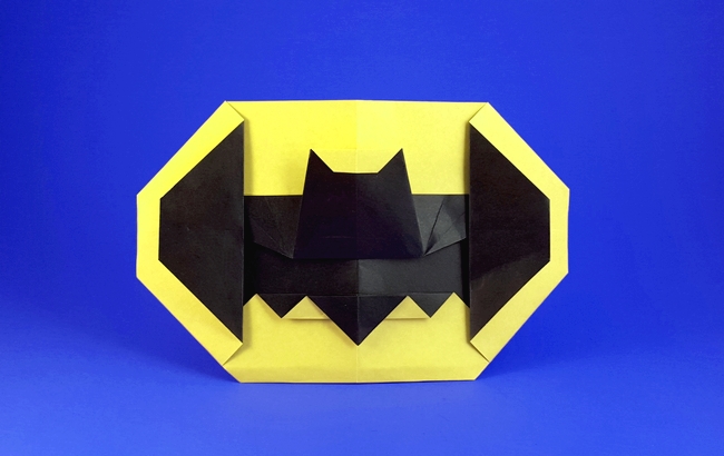 Origami Batman symbol by John Montroll. Folded from a square of duo origami paper by Gilad Aharoni on giladorigami.com