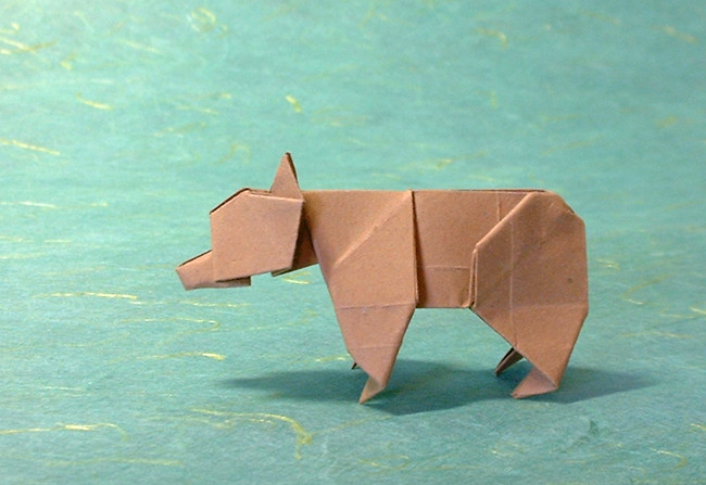 Origami Bear by Makoto Yamaguchi. Folded from 2 squares of origami paper by Gilad Aharoni on giladorigami.com