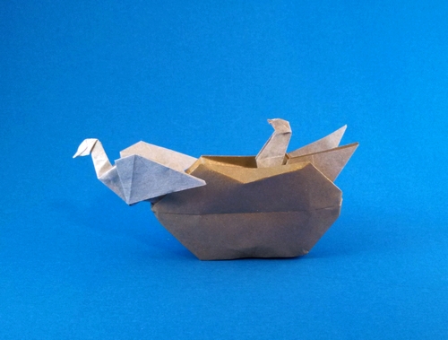 Origami Birds in nest by Patricia Crawford. Folded from a rectangle of Nicolas Terry's tissue-foil by Gilad Aharoni on giladorigami.com
