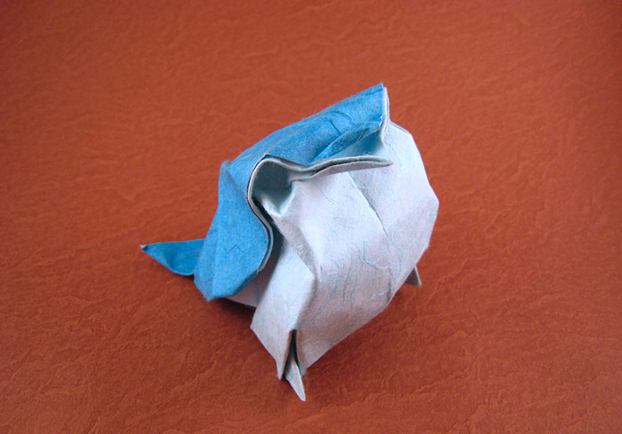 Origami Bluebird chick by Bernie Peyton. Folded by Gilad Aharoni on giladorigami.com