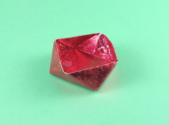Origami Box by Traditional. Folded by Gilad Aharoni on giladorigami.com