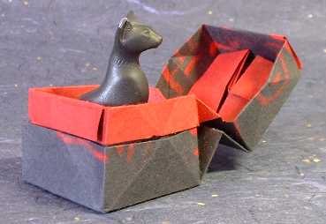 Origami Box with lid by David Brill. Folded by Gilad Aharoni on giladorigami.com