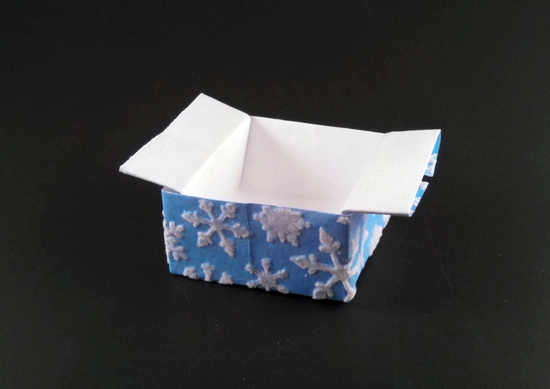 Origami Box - foil - side-flaps by Traditional. Folded from a rectangle of scrapbooking paper by Gilad Aharoni on giladorigami.com