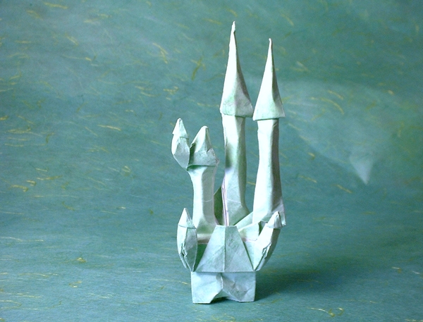 Origami Fairy-tale castle by Eran Leiserowitz. Folded from a square of tissue-Japanese foil by Gilad Aharoni on giladorigami.com