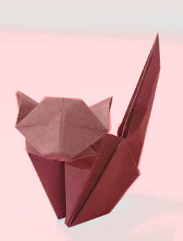 Origami Cat by Jun Maekawa. Folded by Gilad Aharoni on giladorigami.com