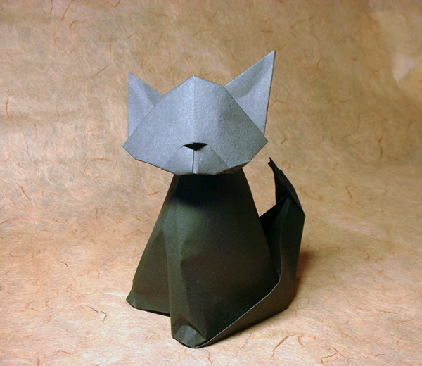 Origami Cat by Max Hulme. Folded from 2 A sized rectangles of typing paper by Gilad Aharoni on giladorigami.com