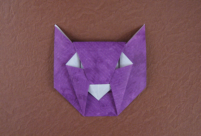 Origami Halloween cat by David Petty. Folded by Gilad Aharoni on giladorigami.com
