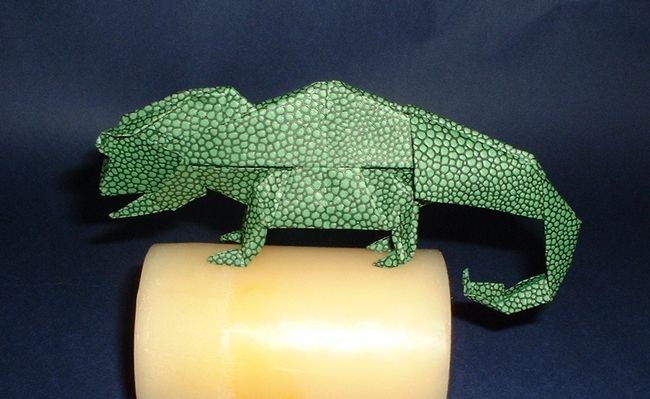 Origami Chameleon by John Montroll. Folded from a square of sharkskin paper by Gilad Aharoni on giladorigami.com