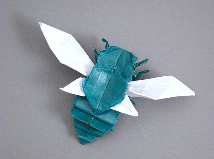 Origami Cicada - flying by Fumiaki Kawahata. Folded from a square of origami paper by Gilad Aharoni on giladorigami.com