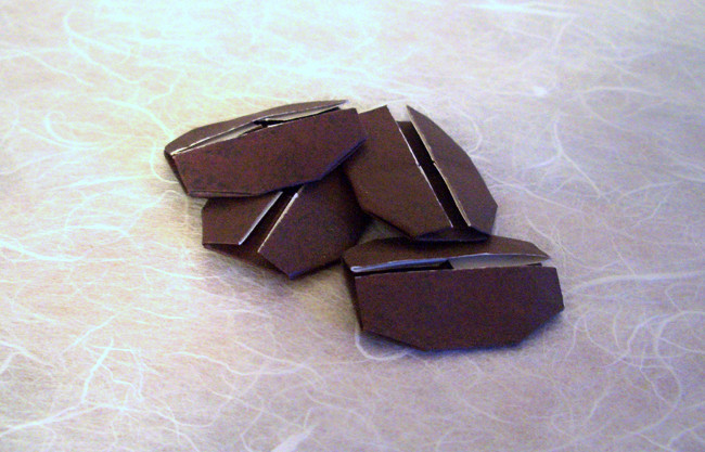 Origami Coffee bean by Toshikazu Kawasaki. Folded by Gilad Aharoni on giladorigami.com