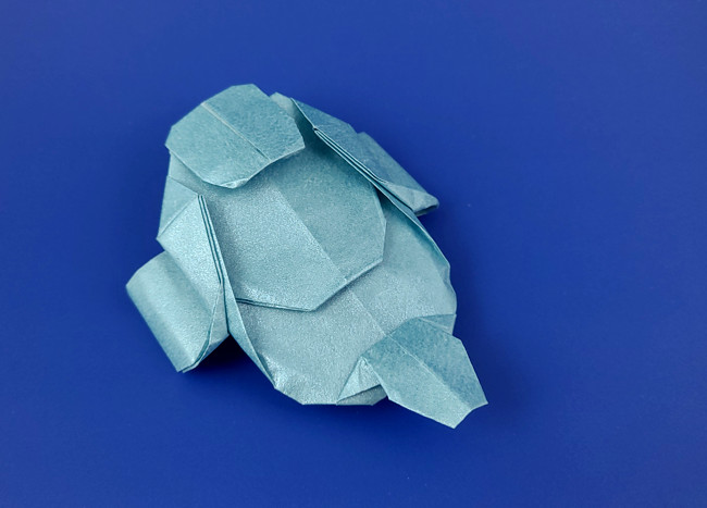 Origami U.S.S Defiant by Klaus Dieter Ennen. Folded from a square of Nicolas Terry's tissue-foil by Gilad Aharoni on giladorigami.com