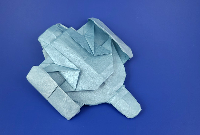 Origami U.S.S Defiant NX-74205 by Andrew Pang. Folded from a square of Nicolas Terry's tissue-foil by Gilad Aharoni on giladorigami.com