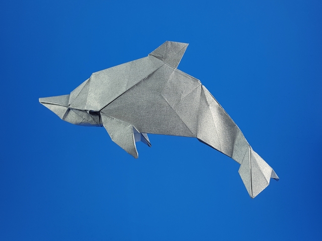Origami Dolphin by Yoo Tae Yong. Folded by Gilad Aharoni on giladorigami.com