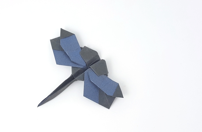 Origami Dragonfly by Yamada Katsuhisa. Folded from a square of Shadow-Fold origami paper by Gilad Aharoni on giladorigami.com