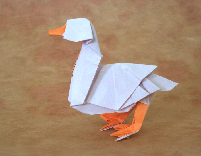 Origami Duck by Kyohei Katsuta. Folded from a square of origami paper by Gilad Aharoni on giladorigami.com