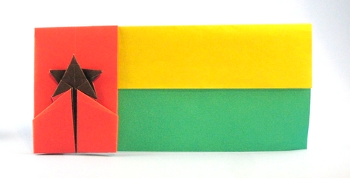 Origami Flag of Guinea Bissau by Gilad Aharoni folded by Gilad Aharoni