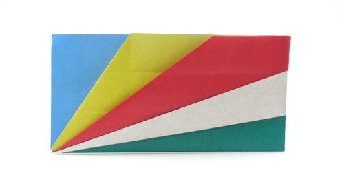 Origami Flag of Seychelles by Gilad Aharoni. Folded from 3 squares of duo origami paper by Gilad Aharoni on giladorigami.com