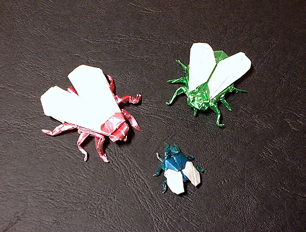 Origami Fly by Alfredo Giunta. Folded by Gilad Aharoni on giladorigami.com