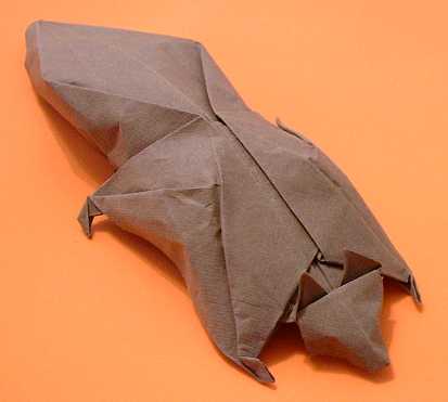 Origami Flying squirrel by Aaron Einbond. Wet-folded from a square of 90gsm Fabriano art paper by Gilad Aharoni on giladorigami.com