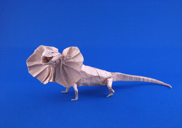 Origami Frill-necked lizard by Ronald Koh. Folded by Gilad Aharoni on giladorigami.com