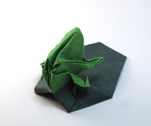 Origami Frog on lily pad by Patricia Crawford. Folded by Gilad Aharoni on giladorigami.com