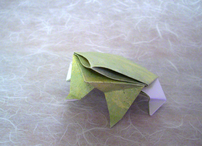 Origami Frog by Jodi Fukumoto. Folded by Gilad Aharoni on giladorigami.com