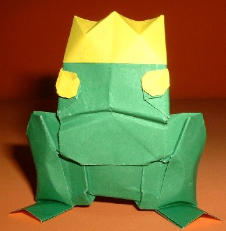 Origami Frog prince by Robin Glynn. Folded by Gilad Aharoni on giladorigami.com