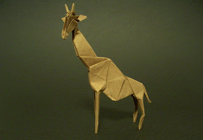 Origami Giraffe by Hideo Komatsu. Folded by Gilad Aharoni on giladorigami.com