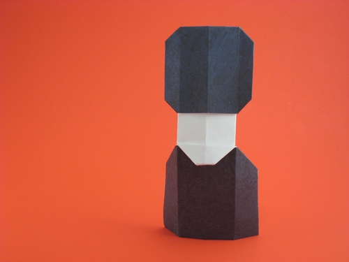 Origami Guardsman by David Petty. Folded from a rectangle of scrapbooking paper by Gilad Aharoni on giladorigami.com