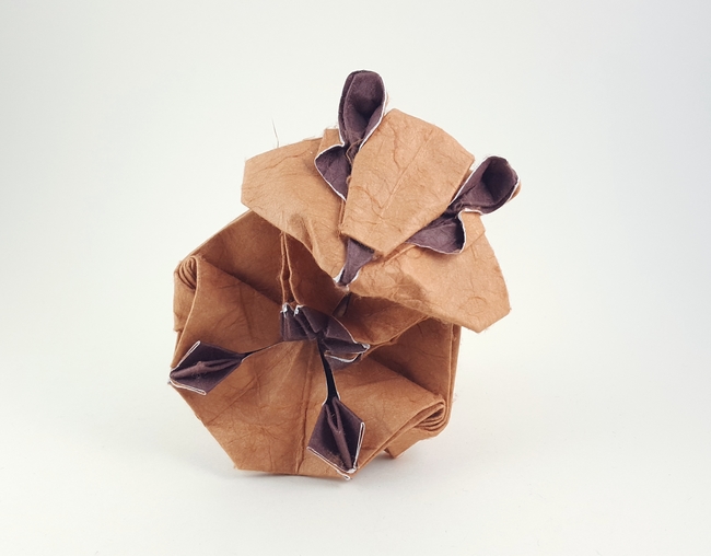 Origami Hamster by Kyohei Katsuta. Folded from a square of double-sided mulberry paper by Gilad Aharoni on giladorigami.com