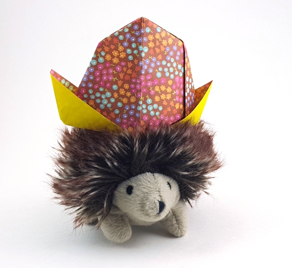 Origami Hat by Traditional. Folded from a square of origami paper by Gilad Aharoni on giladorigami.com