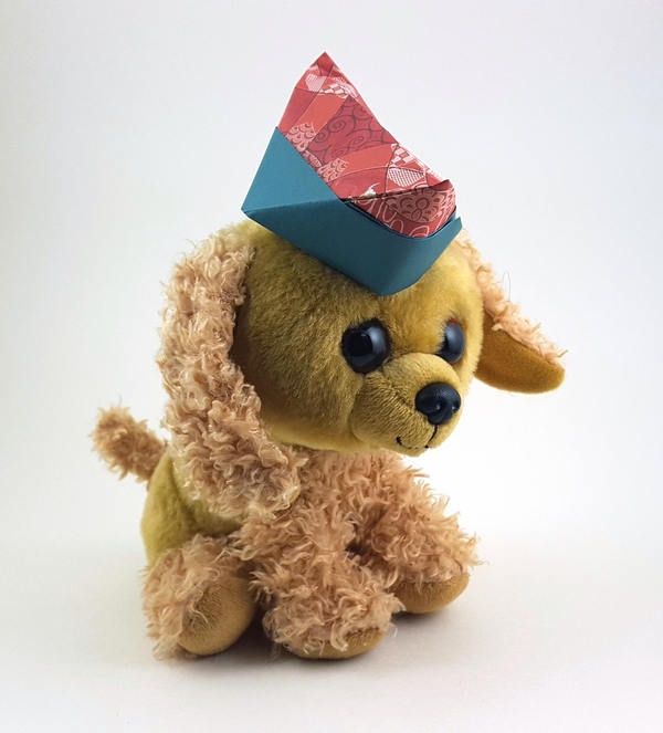 Origami Pressman's cap by Adolfo Cerceda. Folded by Gilad Aharoni on giladorigami.com