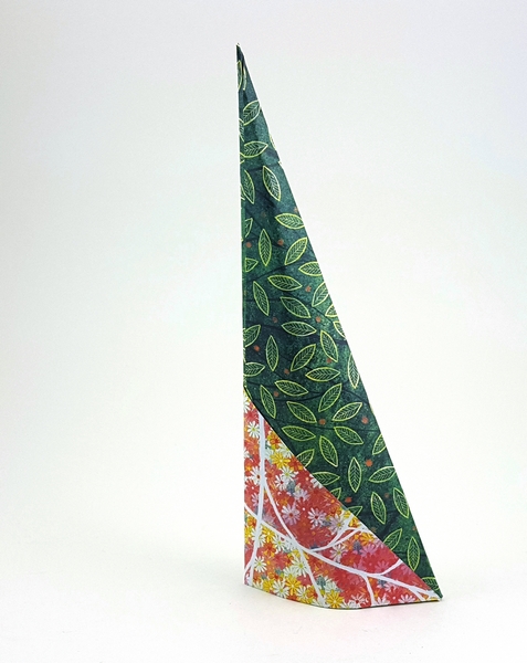 Origami Dunce hat by Traditional. Folded from a square of origami paper by Gilad Aharoni on giladorigami.com