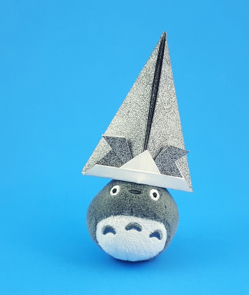 Origami Japanese long helmet by Traditional. Folded by Gilad Aharoni on giladorigami.com