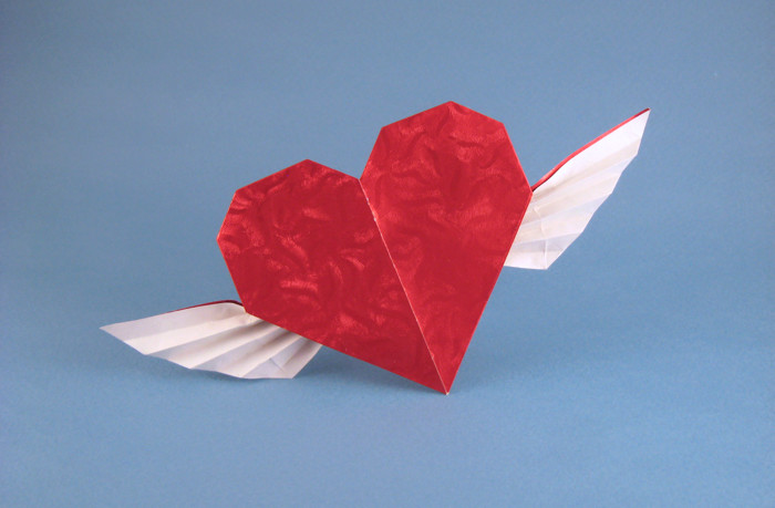 Origami Love wings by Francis Ow. Folded by Gilad Aharoni on giladorigami.com