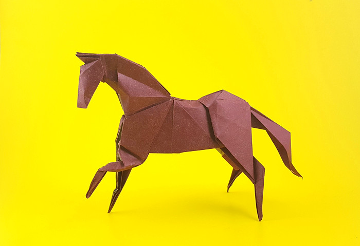 Origami Horse by Hideo Komatsu. Folded by Gilad Aharoni on giladorigami.com