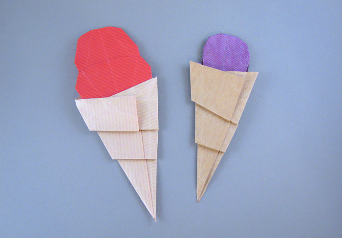 Origami Double-scoop ice-cream cone by Peter Engel. Folded by Gilad Aharoni on giladorigami.com