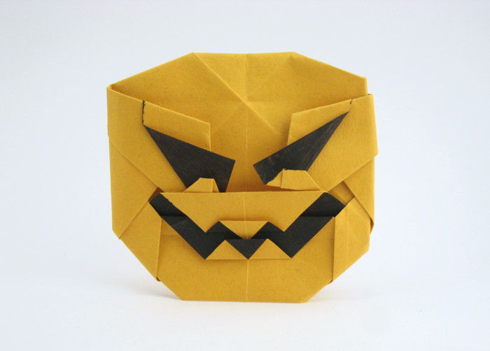 Origami Jack-o'-lantern by Roman Diaz. Folded by Gilad Aharoni on giladorigami.com