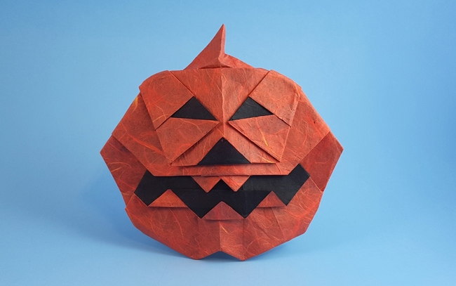 Origami Jack-o'-lantern by Seiji Nishikawa. Folded from a square of double-sided Unryu paper by Gilad Aharoni on giladorigami.com