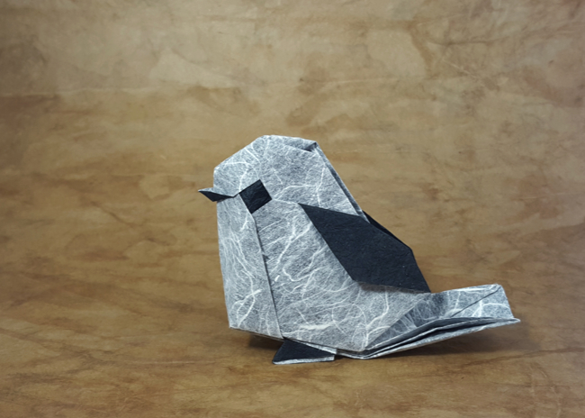 Origami Long tailed tit by Kyohei Katsuta. Folded from a sqiate of Duo Thai paper by Gilad Aharoni on giladorigami.com