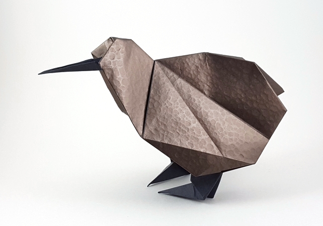 Origami Kiwi by Sakurai Ryosuke. Folded by Gilad Aharoni on giladorigami.com