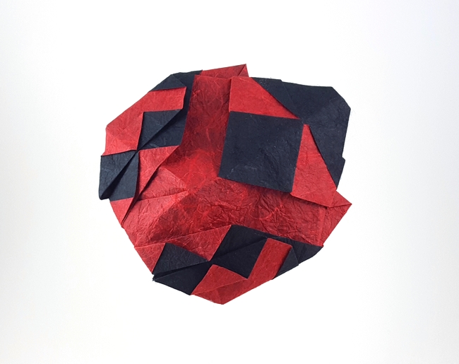 Origami Ladybug by Fumiaki Kawahata. Folded by Gilad Aharoni on giladorigami.com