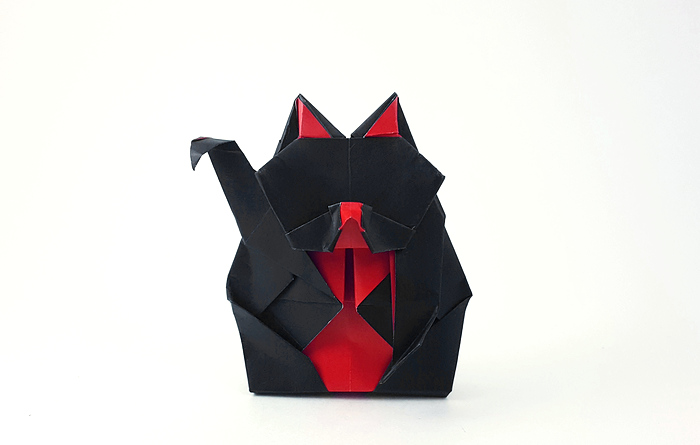 Origami Lucky cat by Oriol Esteve. Folded by Gilad Aharoni on giladorigami.com