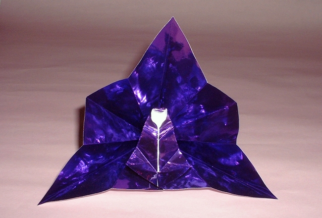 Origami Kannon by Kunihiko Kasahara. Folded by Gilad Aharoni on giladorigami.com