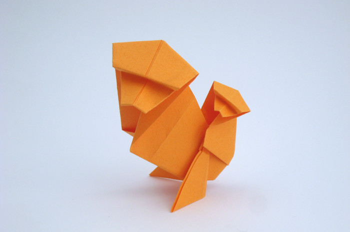 Origami Monkey with baby on back by Kunihiko Kasahara. Folded from a square of Tant paper by Gilad Aharoni on giladorigami.com